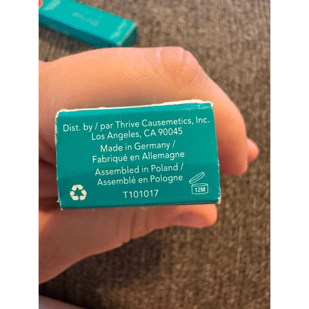 Thrive Causemetics EmpowerMatte Precision Lipstick Crayon Evelyn Coral Pink